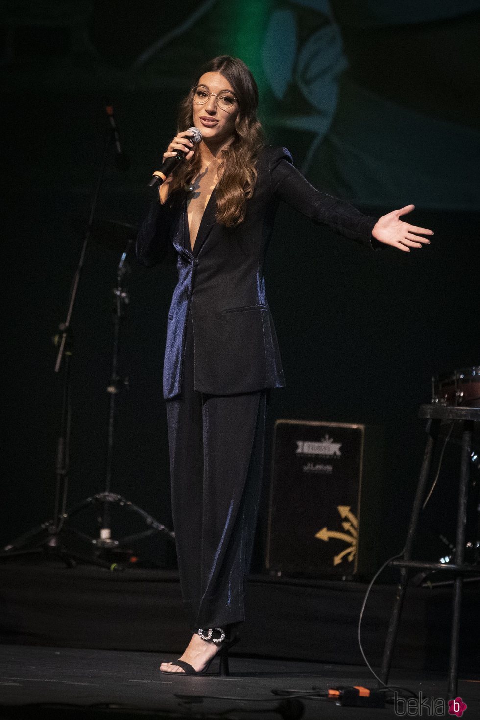 Ana Guerra en el concierto Únicas de Cadena Dial