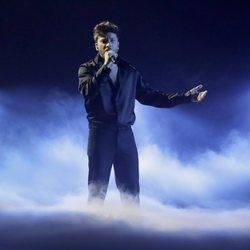 Blas Cantó actuando en el Festival de Eurovision 2021