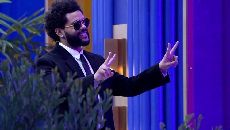 The Weeknd en los Billboard Music Awards 2021