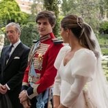 Carlos Fitz-James Stuart y Belén Corsini se dedican una tierna mirada en su boda