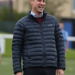 El Príncipe Guillermo en el Ainslie Park Stadium de Edimburgo