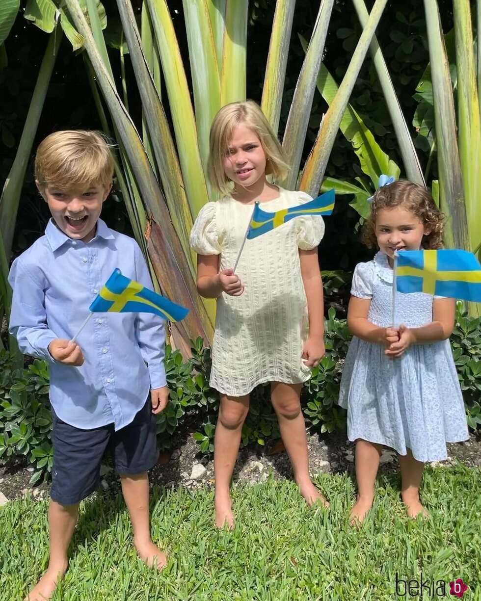 Leonor, Nicolás y Adrienne de Suecia celebran el Día Nacional de Suecia 2021 en Miami