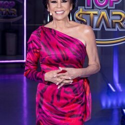 Isabel Pantoja, muy sonriente en el cuarto programa de 'Top Star'