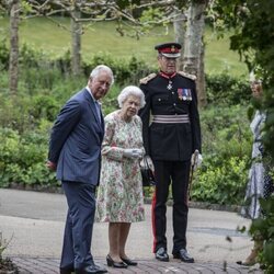 La Reina Isabel y el Príncipe Carlos en la cumbre del G7 en Cornualles