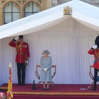 La Reina Isabel y el Duque de Kent en Trooping the Colour 2021