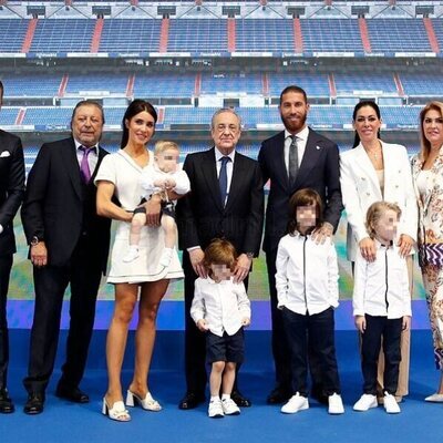 Sergio Ramos con toda su familia en su despedida del Real Madrid