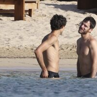 Alfonso Bassave y Daniel Duboy en una playa de Ibiza