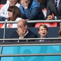 El Príncipe Jorge, expectante en el partido de la Eurocopa 2020 entre Inglaterra y Alemania junto a los Duques de Cambridge