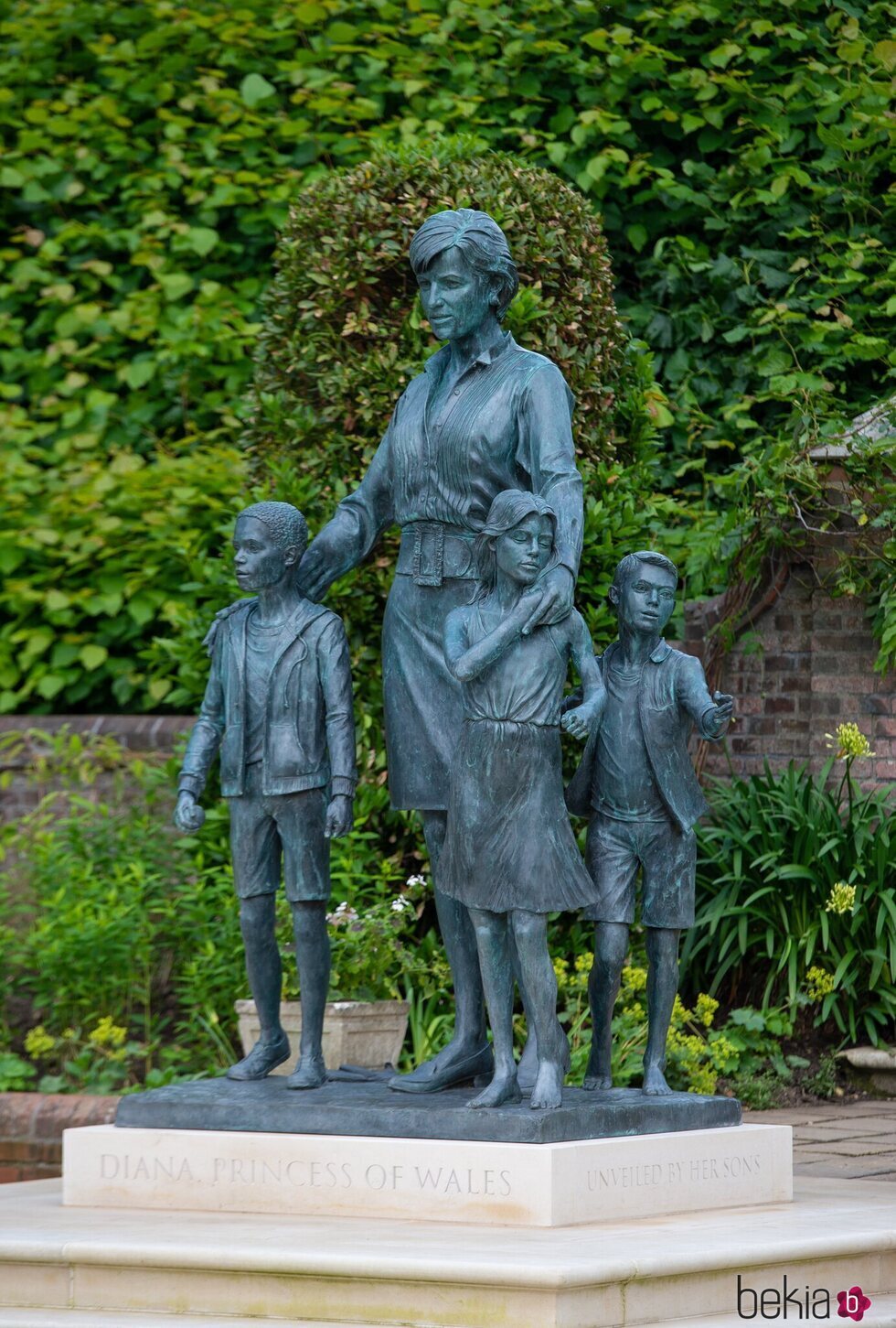 La estatua de Lady Di en Kensington Palace