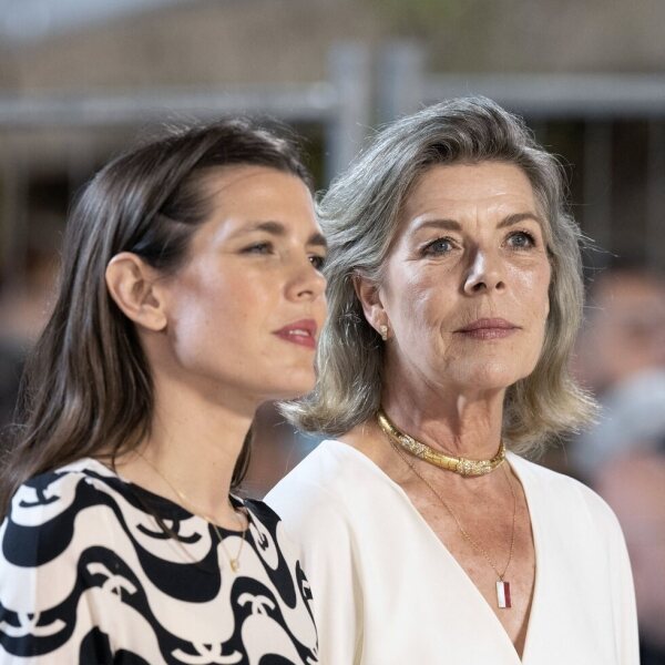 Carlota Casiraghi Y Carolina De Mnaco En El Concurso