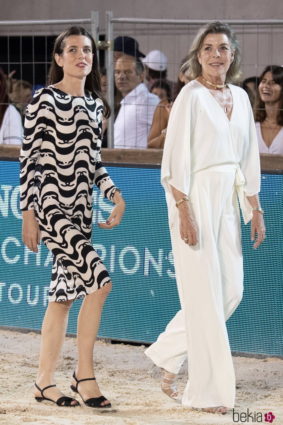 Carolina de Mónaco y Carlota Casiraghi en el Concurso de Saltos de Monte-Carlo 2021