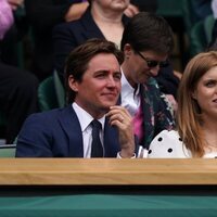 Edoardo Mapelli Mozzi y Beatriz de York en Wimbledon 2021