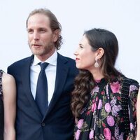 Andrea Casiraghi y Tatiana Santo Domingo en el concierto de la Cruz Roja 2021