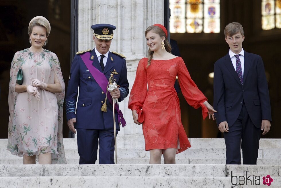 Felipe y Matilde de Bélgica con sus hijos Isabel y Emmanuel de Bélgica en el Día Nacional de Bélgica 2021
