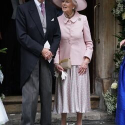El Duque de Kent y Alexandra de Kent en la boda de Flora Ogilvy y Timothy Vesterberg