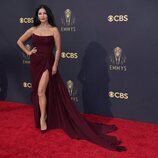 Catherine Zeta-Jones en la alfombra roja de los Emmy 2021