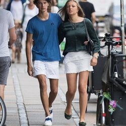 Nicolás de Dinamarca y Benedikte Thoustrup paseando por Copenhague