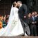 Jorge Romanov y Rebecca Bettarini dándose un beso tras su boda