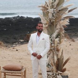 Omar Sánchez esperando a Anabel Pantoja el día de su boda