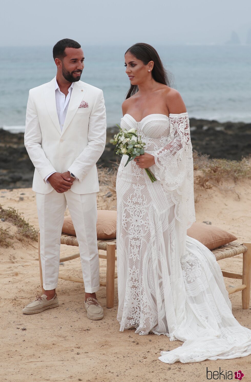 Anabel Pantoja y Omar Sánchez el día de su boda
