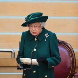 La Reina Isabel da su discurso en la sesión inaugural del Parlamento en Escocia