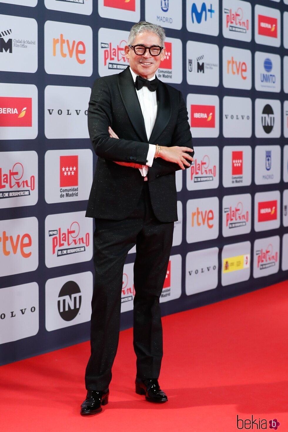 Boris Izaguirre en la alfombra roja de los Premios Platino 2021