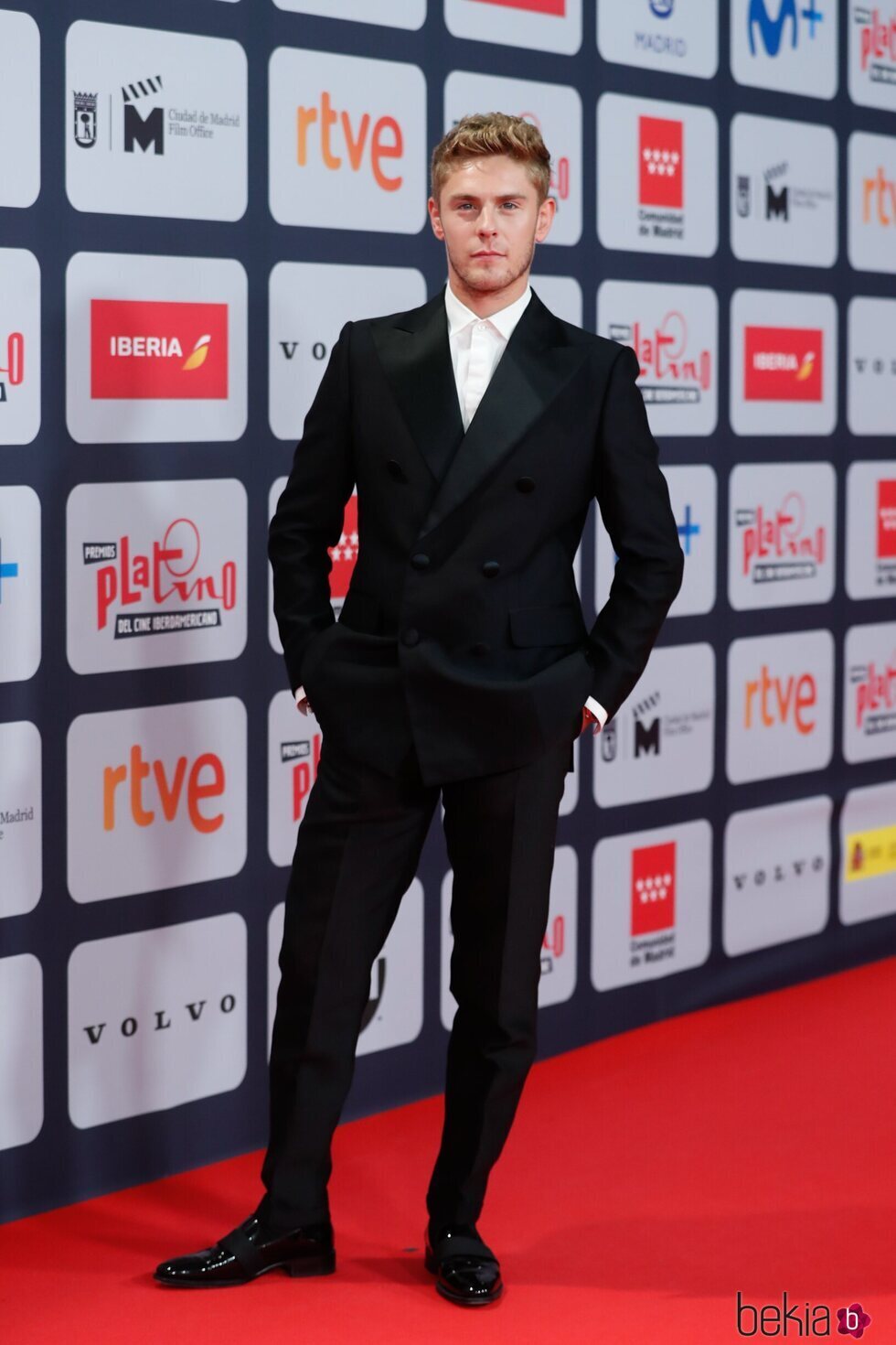 Patrick Criado en la alfombra roja de los Premios Platino 2021