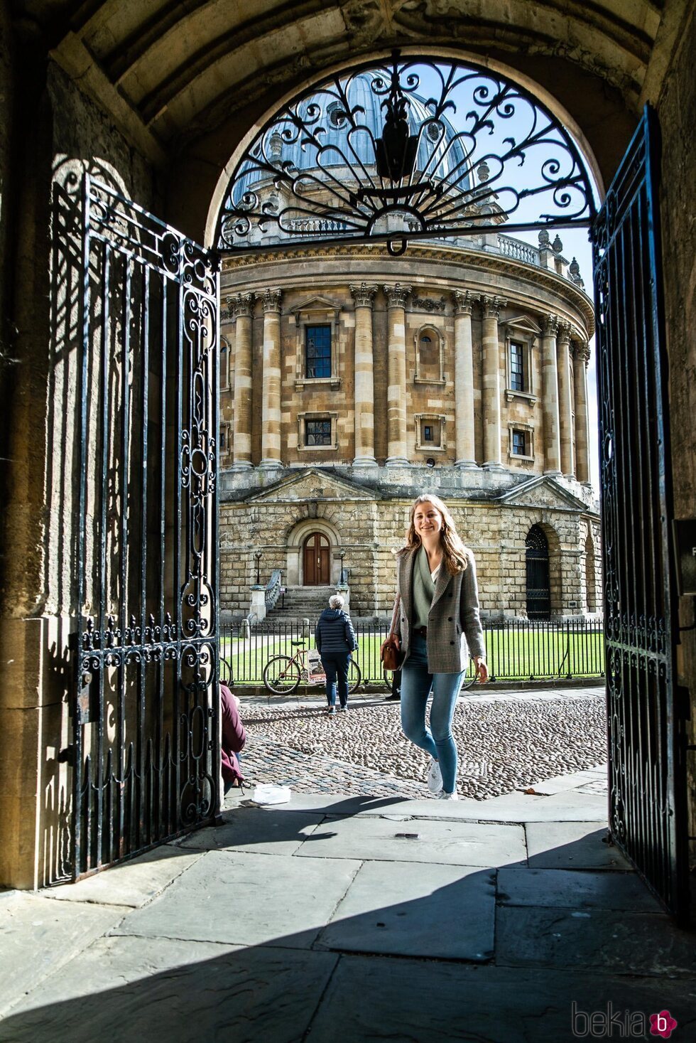 Isabel de Bélgica en la Universidad de Oxford