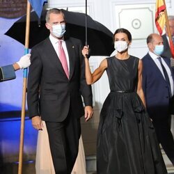 Los Reyes Felipe y Letizia tras la gala de los Premios Princesa de Asturias 2021