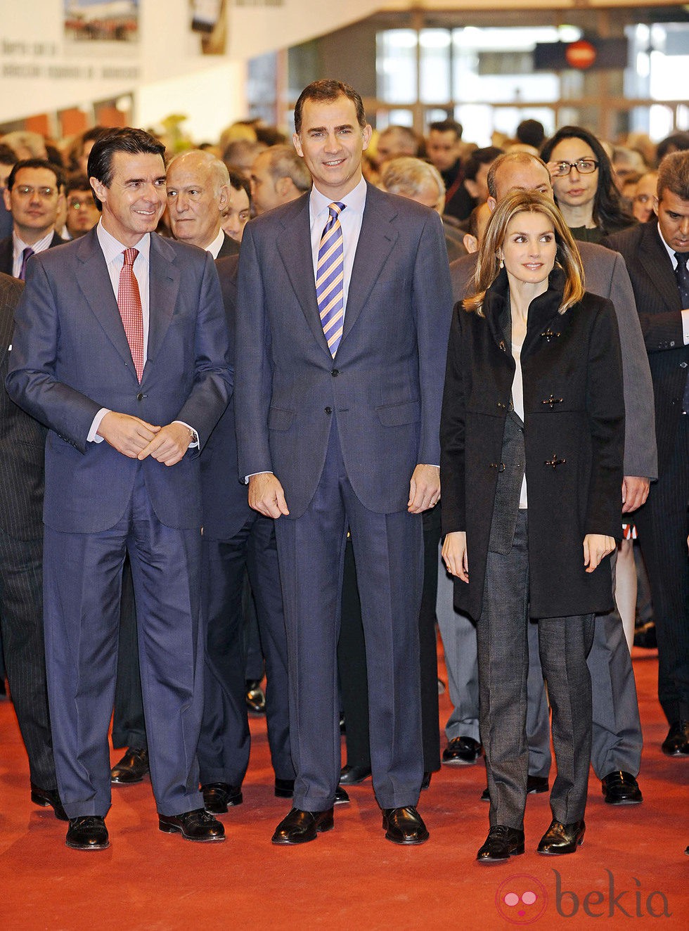 Los Príncipes de Asturias y el ministro de Industria en la inauguración de Fitur