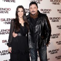 Carlos Bardem y Cecilia Gessa en el estreno de 'Silencio en la nieve' en Madrid