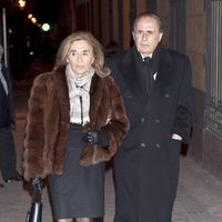 Jaime Peñafiel y Carmen Alonso en el funeral de Ramón Rato en Madrid