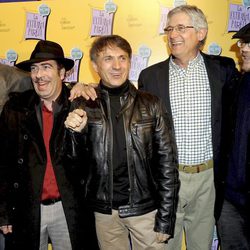 Edu Soto, Agustín Jiménez, José Mota, Josema Yuste y Santiago Segura en el estreno de 'La extraña pareja'