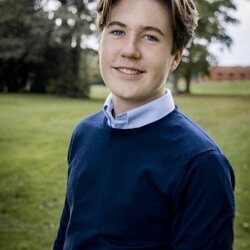 Christian de Dinamarca, muy sonriente en su 16 cumpleaños
