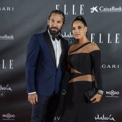 India Mártinez y su novio en los Premios Elle Style 2021 en Sevilla