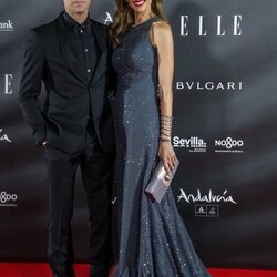 Cayetano Rivera y Eva González en los Premios Elle Style 2021 en Sevilla