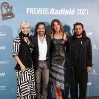 Mariola Orellana, Antonio Carmona y su hija, Marina Carmona en los Premios Radiolé 2021