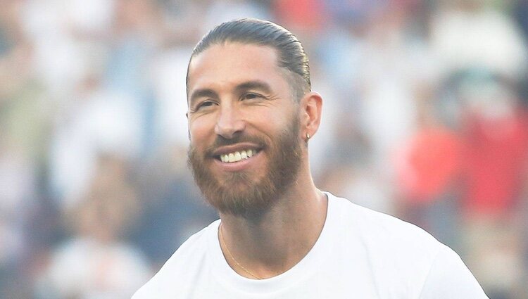Sergio Ramos en su presentación en el Paris Saint Germain