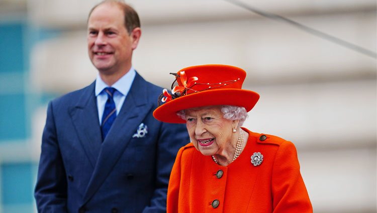 La Reina Isabel y el Príncipe Eduardo en la presentación de Queen's Baton Relay para Birmingham 2022