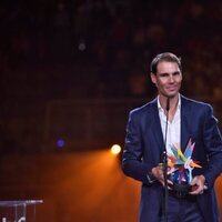 Rafa Nadal con su premio de honor en Los 40 Music Awards 2021 Illes Balears