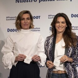 Fabiola Martínez y Eugenia Osborne en un evento de Dodot