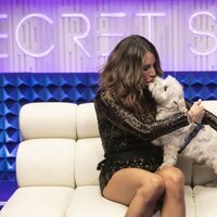 Cristina Porta con su perro en la gala 10 de 'Secret Story'