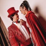 Victoria Federica y Jorge Bárcenas comparten miradas cómplices disfrazados de temática circense