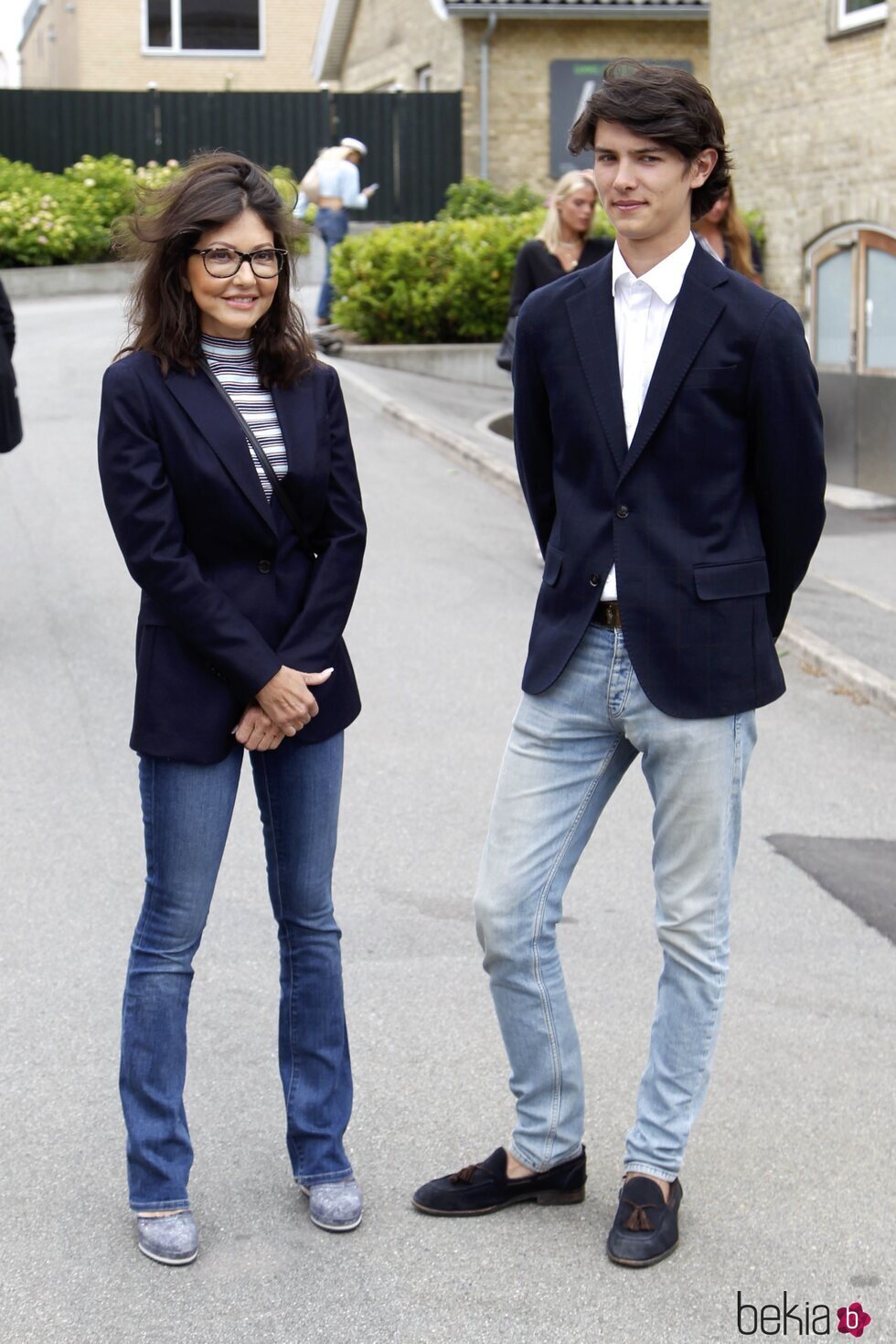 Alexandra Manley y Nicolás de Dinamarca en la graduación de Félix de Dinamarca