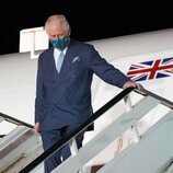 El Príncipe Carlos a su llegada a Barbados para la ceremonia en la que el país se convierte en una república