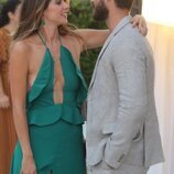 Maxi Iglesias y Stephanie Cayo compartiendo miradas en el Festival de Cine de Málaga 2021