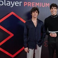 Javier Calvo y Javier Ambrossi en el Atresplayer Premium Day 2021