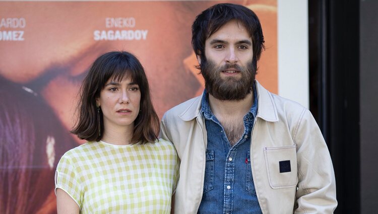 Ricardo Gómez y Bruna Cusí durante la promoción de 'Mia y Moi'