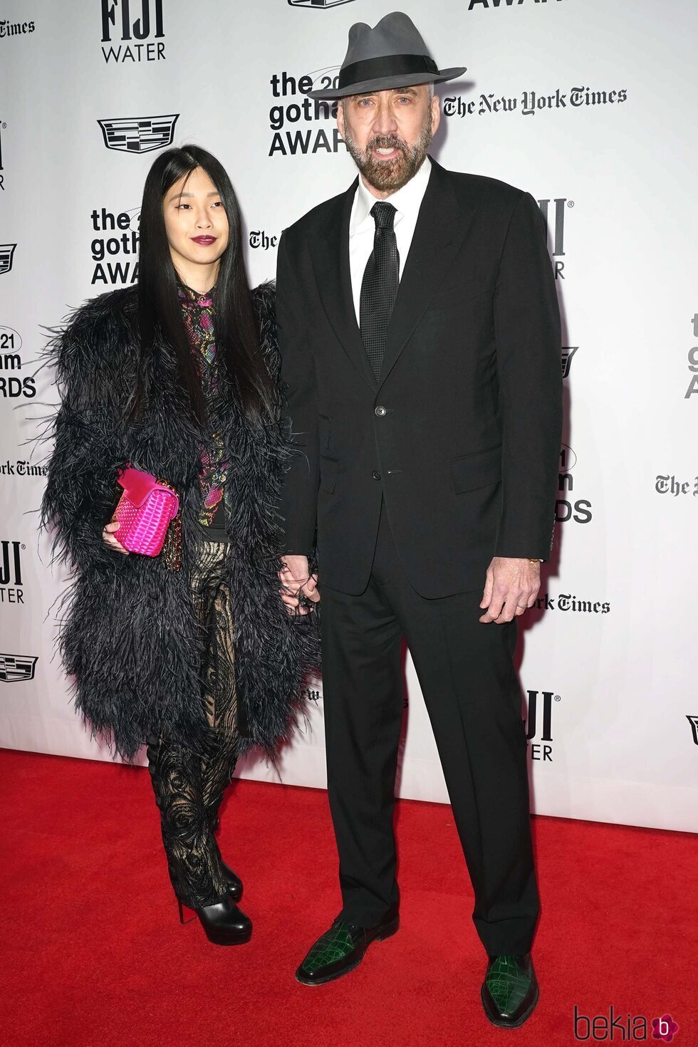Nicolas Cage y Riko Shibata en los Gothan Awards 2021