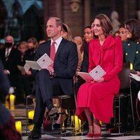 El Príncipe Guillermo y Kate Middleton, Sophie de Wessex, Eugenia de York y Pippa Middleton en el concierto de villancicos Together At Christmas